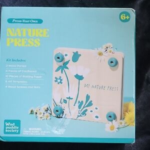 Nature Press Kit - Cream and Blue